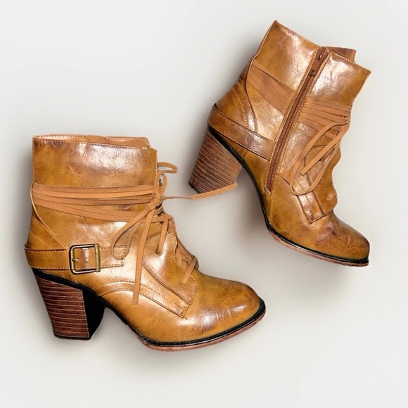 Celebrity Pink Lace-Up Heeled Ankle Boots – Size 9, Cognac Brown - Picture 2 of 7